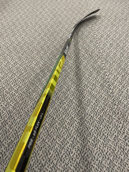 Bauer Supreme Ultra Sonic P88 curve 65 flex left hand stick