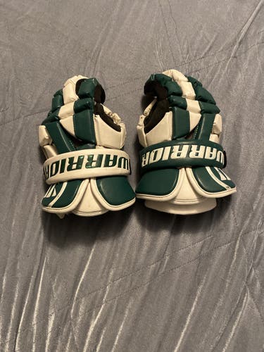 Green New Player's Warrior  Riot Lacrosse Gloves