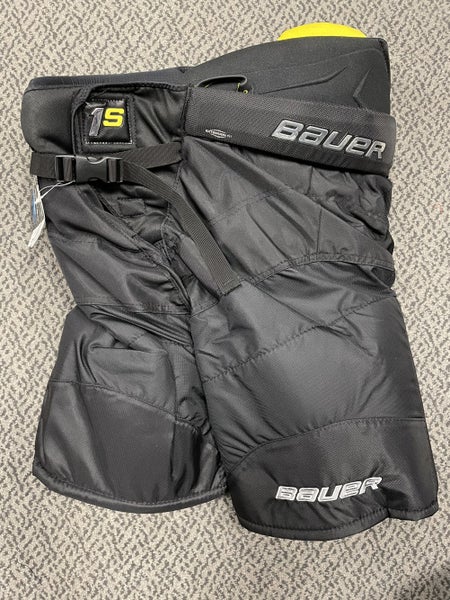 Bauer 1S Senior Large black Breezers