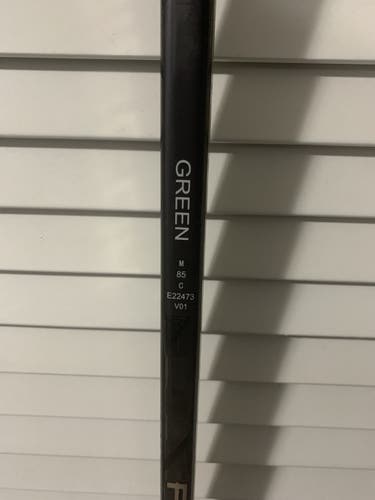 Senior CCM Right Handed RibCor Trigger2 PMT Hockey Stick Mid Pattern Pro Stock