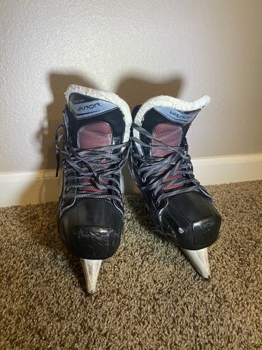 Senior Used Bauer Vapor X2.7 Hockey Goalie Skates Regular Width Size 8