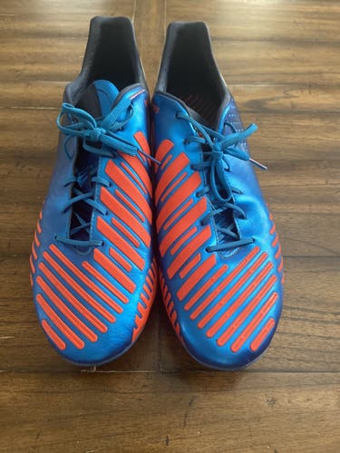 Adidas predator soccer cleats size 13.5