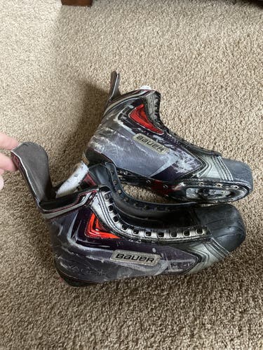 Senior Bauer Extra Wide Width Pro Stock Size 10.5 Vapor APX2 Hockey Skate Boots