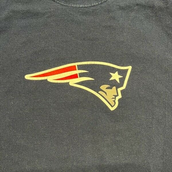 Vince Wilfork #75 NFL New England Patriots T-Shirt Mens S Small Navy Blue  Crew