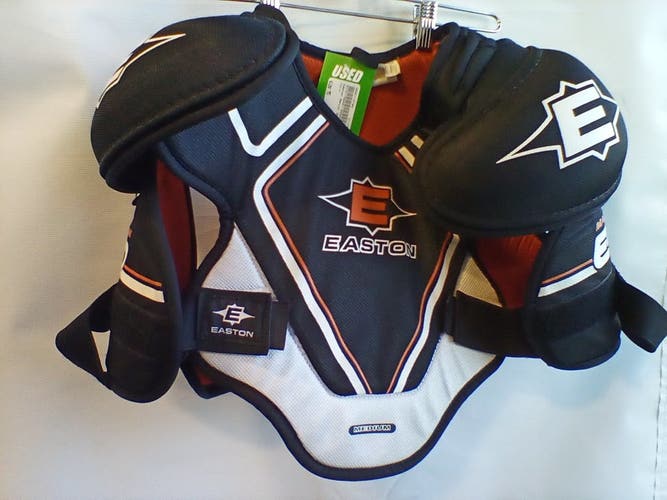 Used Easton Md Ice Hockey Shoulder Pads