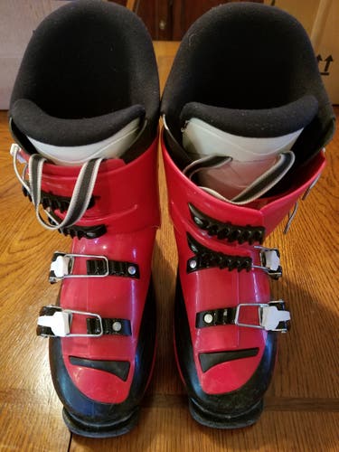 Used Unisex Rossignol All Mountain Ski Boots Soft Flex