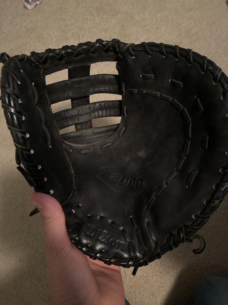 Black Adult First Base 12" A2000 Baseball Glove