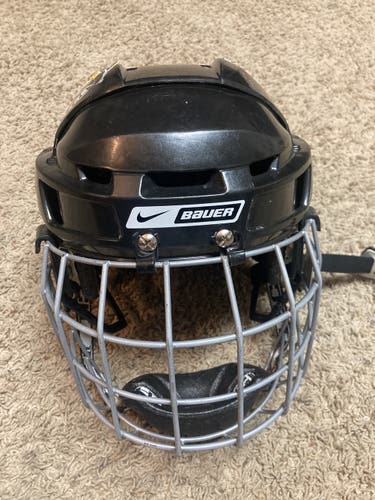 Bauer Helmet 8500