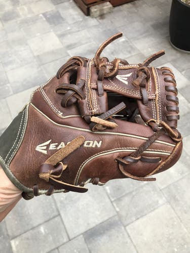 Brown Kid Pitch (9YO-13YO) Infield 11.25" Mako Legacy Baseball Glove