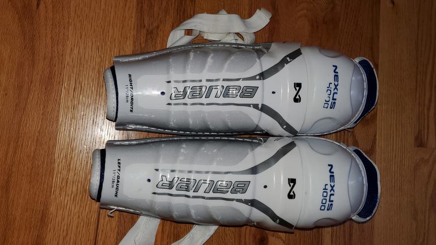 Used Bauer Nexus 4000 Shin Pads