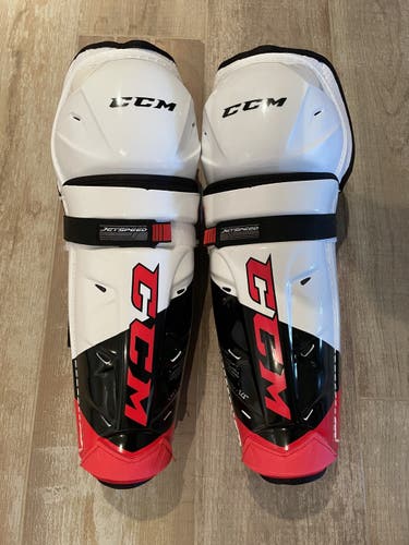 CCM Jetspeed FT4 pro 14” shin pads, Senior