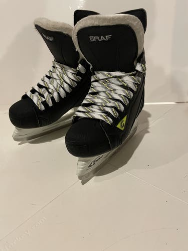 Junior Used Graf G535s Hockey Skates Size 3.5r