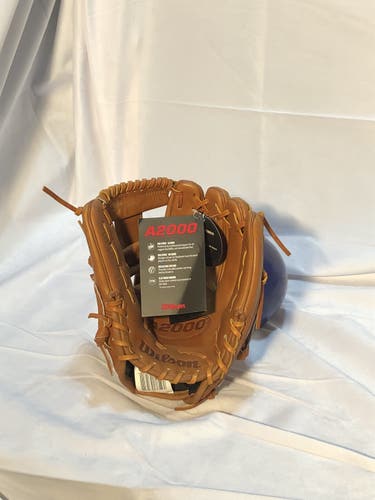 Wilson A2000 DP15 BB Glove 11.5”