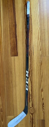 40 flex RH P28 Used CCM Jetspeed FT3 Right handed junior Hockey Stick