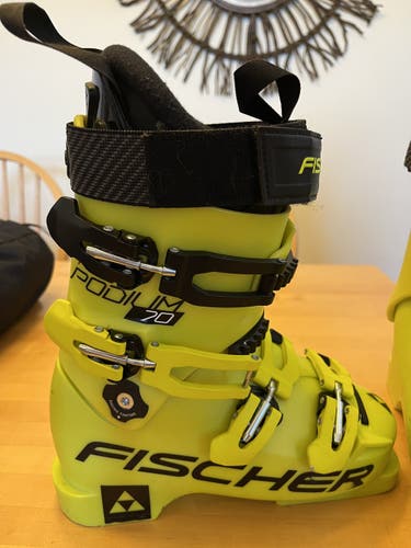 Used Fischer Racing RC4 Podium 70 Ski Boots Soft Flex