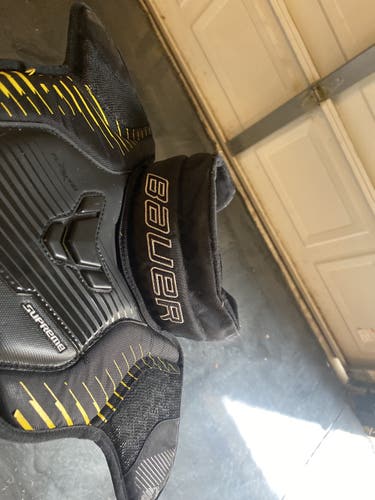 Bauer Hockey goalie neck guard