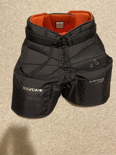 Vaughn Ventus LT 60 goalie pants