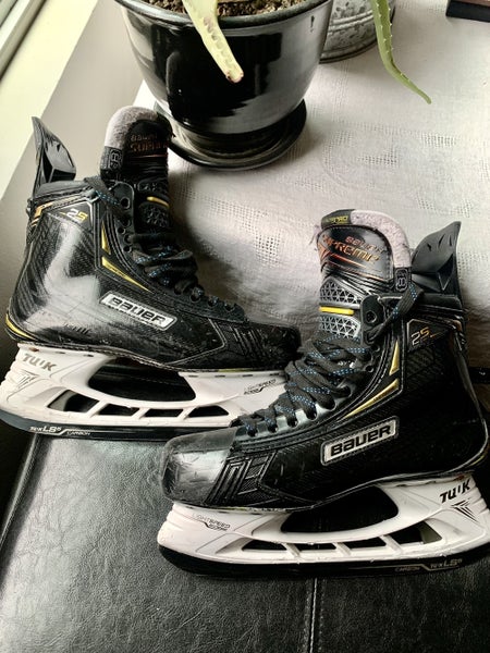 Senior Bauer Regular Width Size 8.5 Supreme 2S Pro Hockey Skates