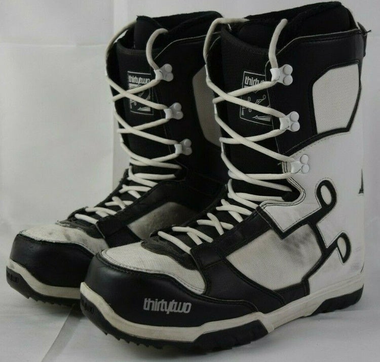 thirty two exus boots