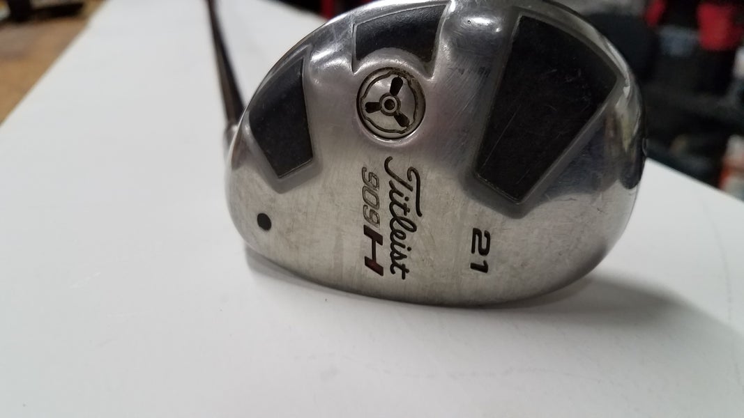 Used Titleist Right Handed 909H Hybrid Regular Flex 4H