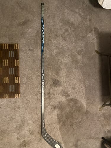 (LIMITED EDITION) Senior Bauer Mid Pattern  Vapor X:60 Hockey Stick