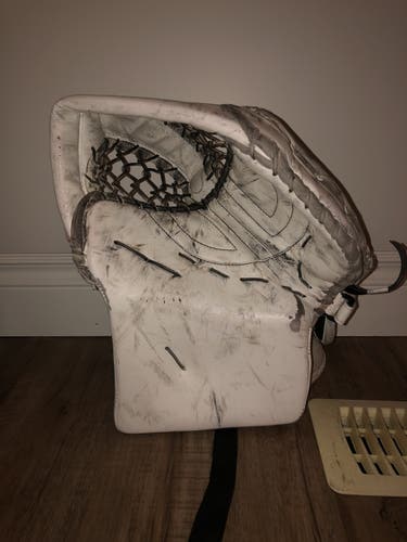 Bauer Prototype 590 Goalie Glove