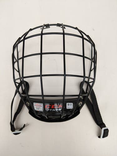 Large CCM facemask cage