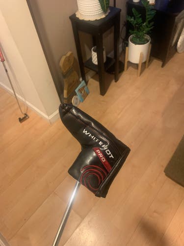 Oddyssey White Hot Blade Putter