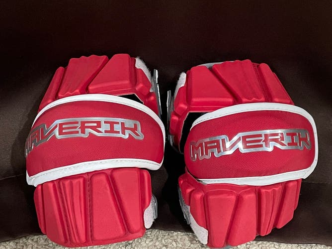 New Large Maverik Max Arm Pads