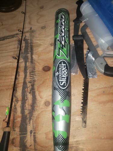 Bat Used 2014 Louisville Slugger Composite Z2000 (-7) 27 oz 34"