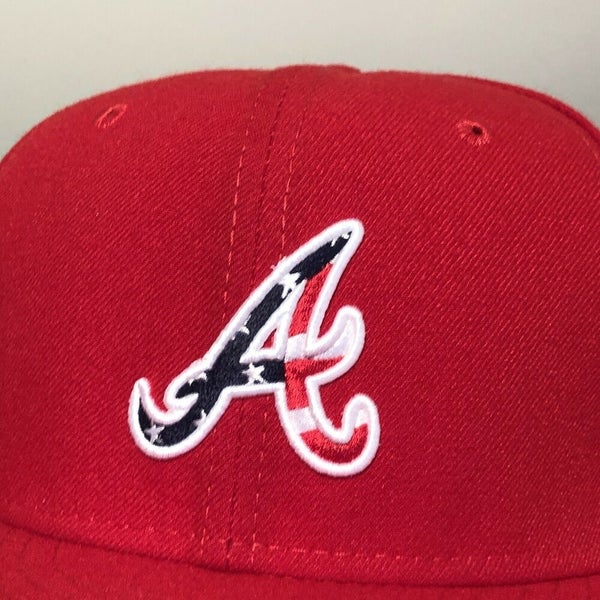 Atlanta Braves Hat Cap Fitted Mens 7 3/8 Red White MLB Baseball New Era Men