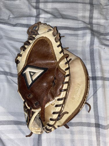 Brown High School/College Right Hand Throw 33" APM241 Baseball Glove