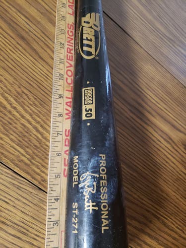 Bat Used Brett Bros Wood MB-110 (-3) 27 oz 30"