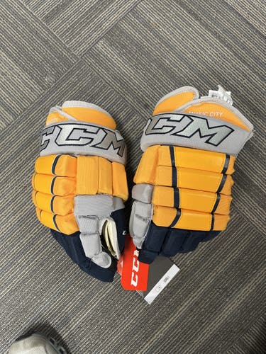 New Music City CCM 14" Tacks 4 Roll Pro Gloves