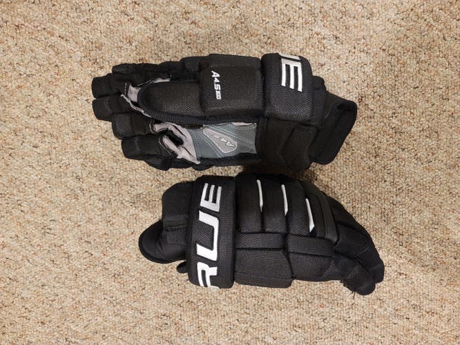 Black Gloves New Senior True A4.5 13"