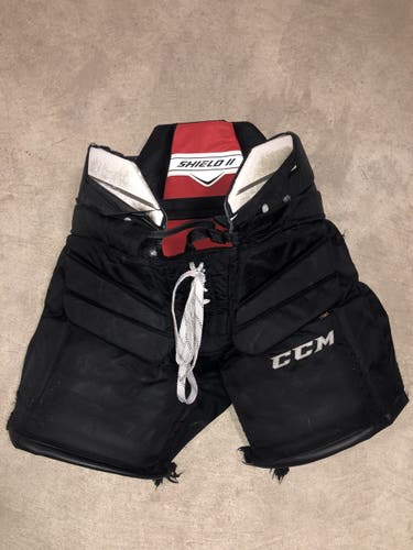 Large CCM Extreme Flex II Shield Pro - Black Used Hockey Goalie Pants Senior