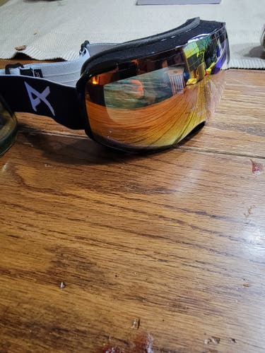 New Anon M2 goggles with extra lens