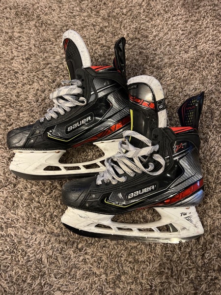 Senior Bauer Regular Width Size 8.5 Vapor 2X Pro Hockey Skates