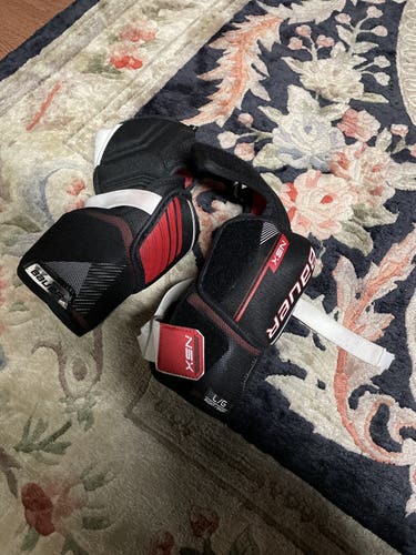 Used Large Bauer  NSX Elbow Pads