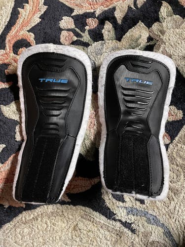 True skate tongues