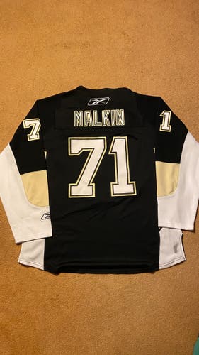 Evgeni Malkin Pittsburgh Penguins Reebok Premier Jersey Size XL MSRP $180
