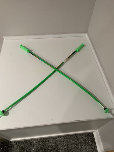 Leki Rider Green Ski Poles, SLIGHTLY BENT, 42”