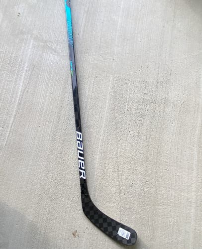 Junior Left Hand Mid Pattern  Nexus Geo Hockey Stick