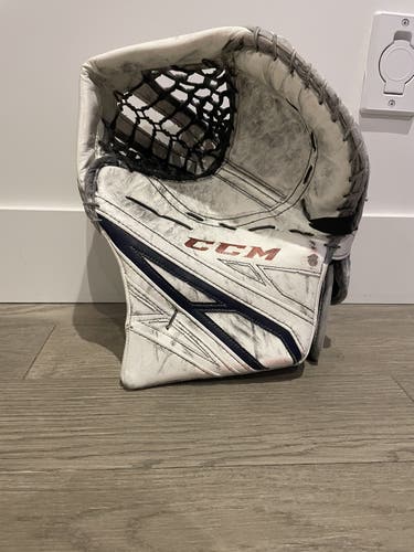 ccm eflex 4 practice glove (stuart skinner)