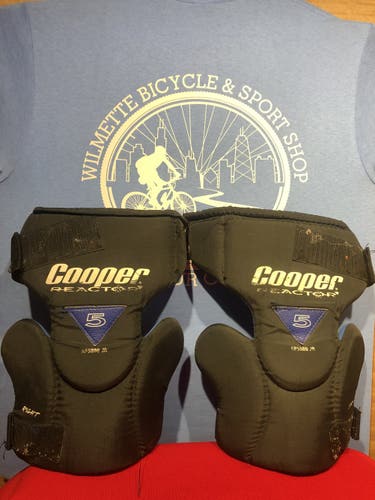 Used Cooper Knee/Thigh pads.