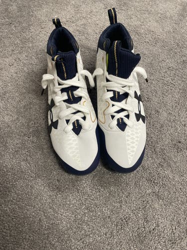 Notre Dame Issued White Men's Molded Cleats Under Armour Banshee Mid