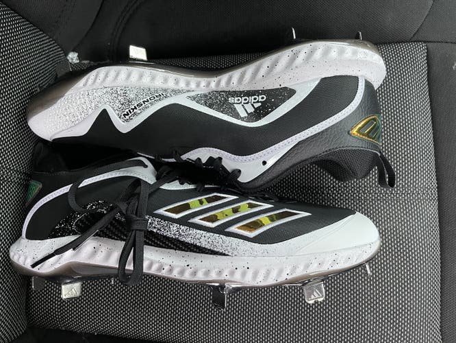 New Size 11 (Women's 12) Adidas Icon