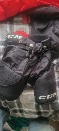 Black Hockey Pants Youth Used Small CCM