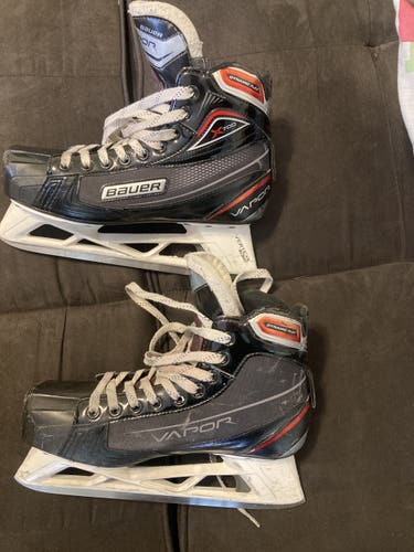 Used Bauer Regular Width  Size 7.5 Vapor X700 Hockey Goalie Skates