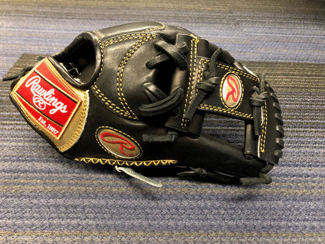 Black Baseball Glove New Adult Rawlings Right Hand Throw Infield Gold Glove 11.75"